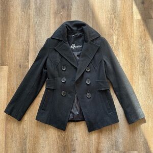 Guess Women's Elegant Black Peacoat